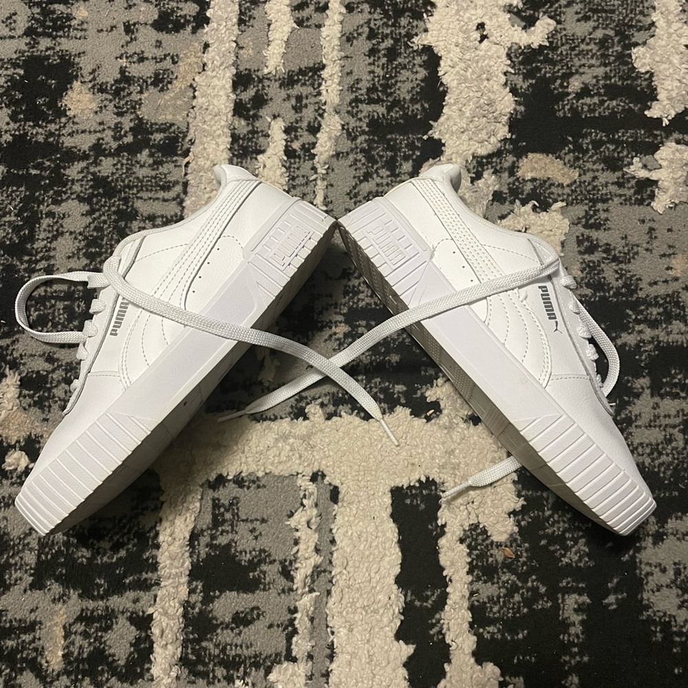 Puma White Athletic Shoes